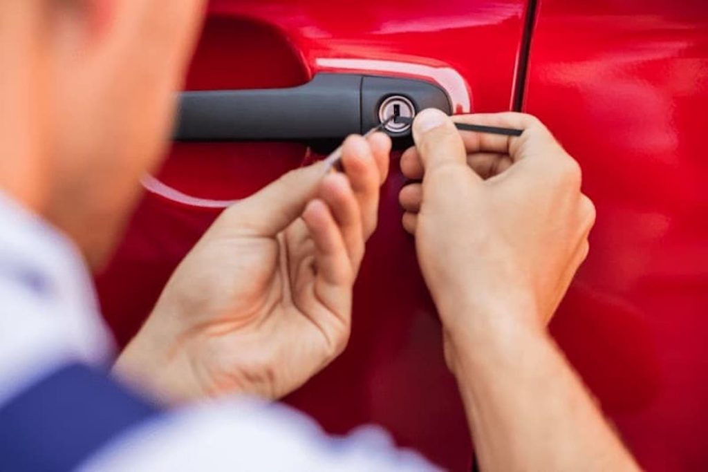 Autoöffnung Renningen